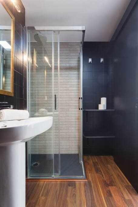 Apartamento para 4 con terraza privada en el centro Girona Bagian luar foto